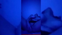 Nikanou i veliki dildo