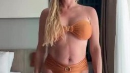 Anabela Funky G pokazuje zasto je najbolja MILF